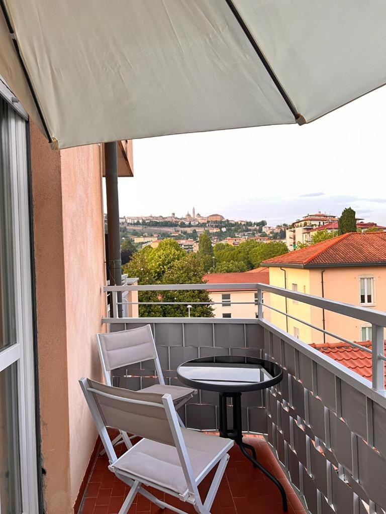 Casa Biondo Lejlighed Bergamo Eksteriør billede